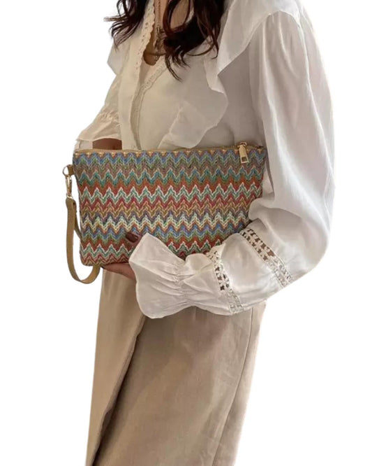 Woven Chevron Pattern Straw Bag With Wristlet